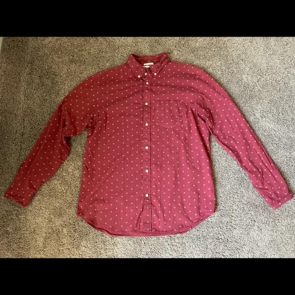 Old Navy Red Slim Fit Button Down - Picture 1 of 5